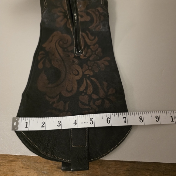 Handcrafted Black and Brown Leather Cowgirl Boots - Size 37.5 - Italian, Floral - Picture 11 of 12